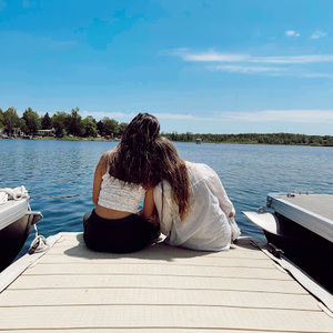 Meet your Posher, Ava